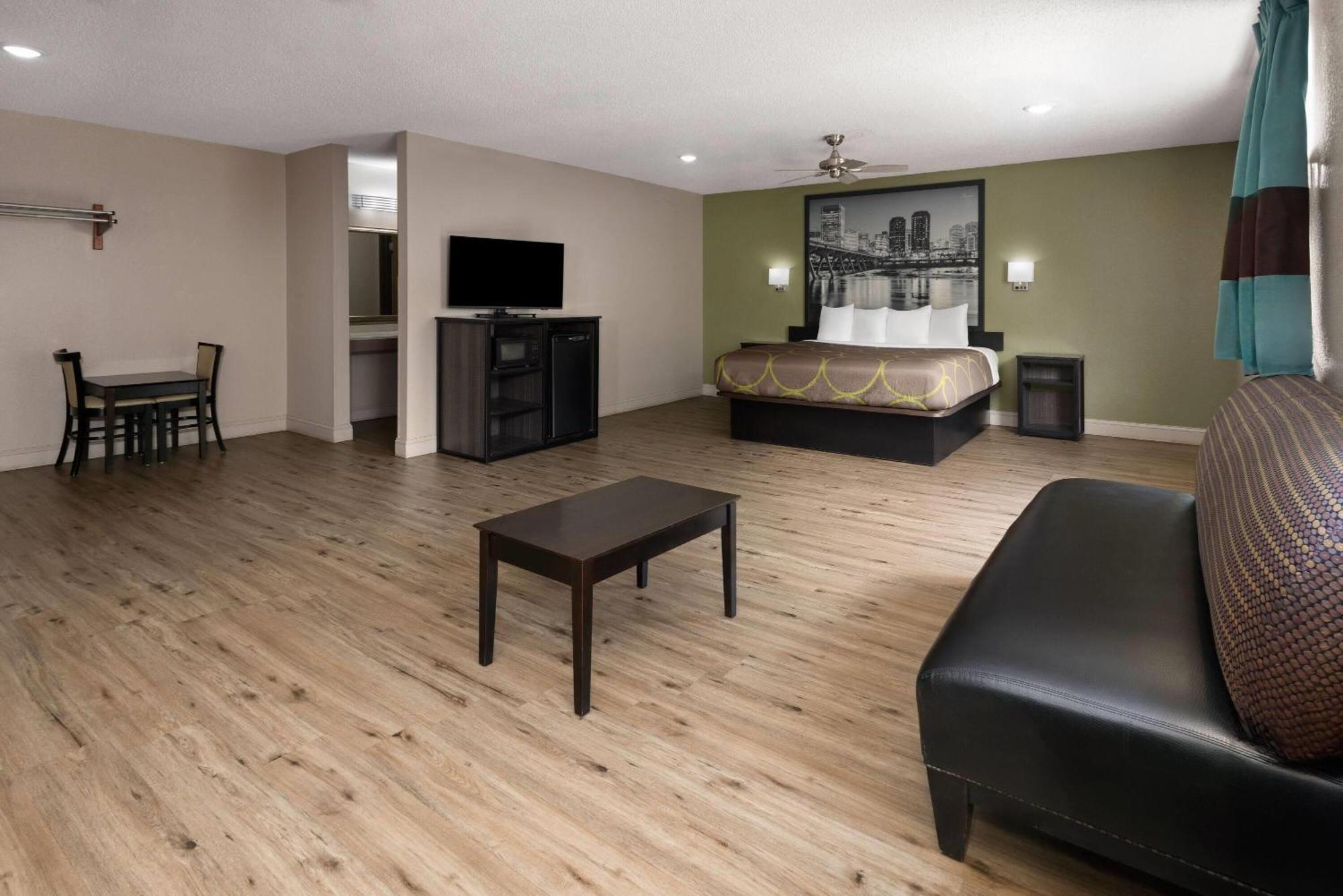 Hotel Super 8 By Wyndham Richmond Midlothian Turnpike Esterno foto